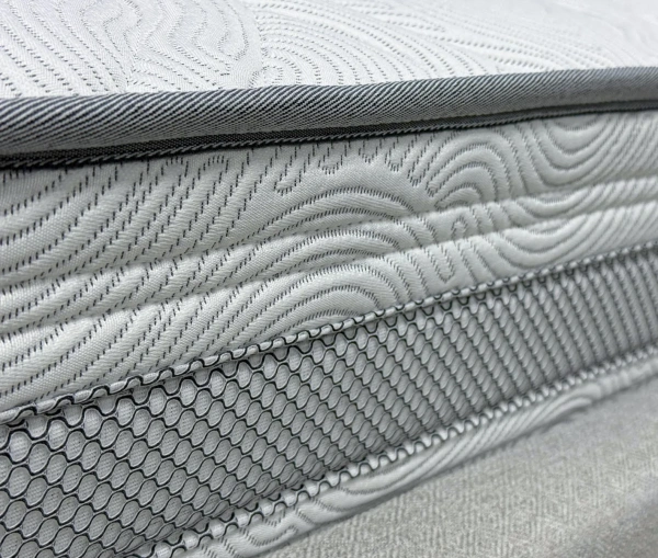 Фото Матрас Ultra «Lite Plus»